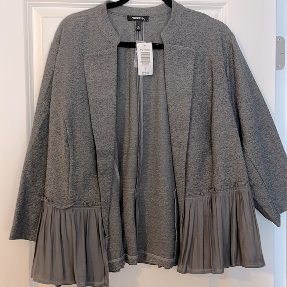 Torrid Grey Pointe Georgette Peplum Ruffle Jacket NWT SZ 3